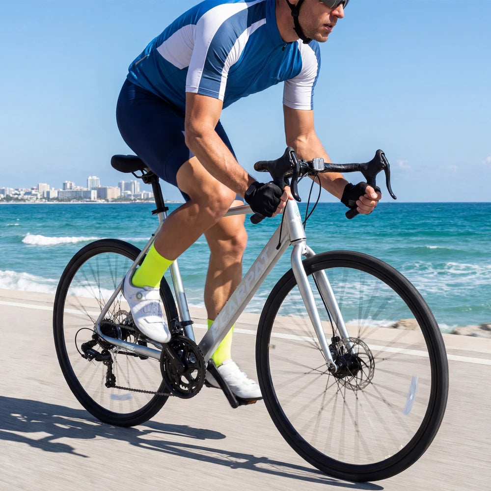 700Cx28 Road Bike: Lightweight Aluminum Frame