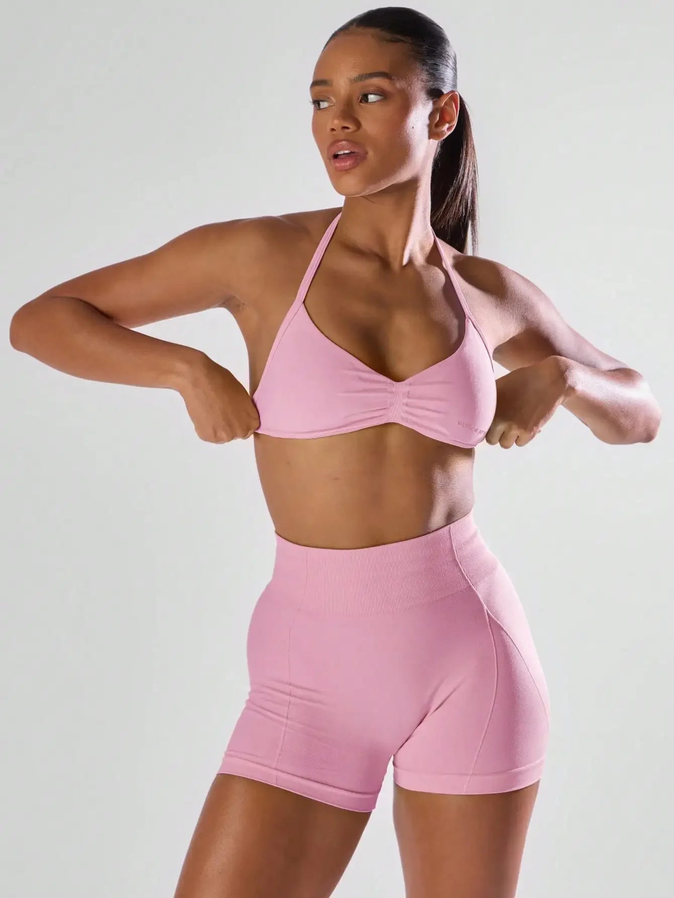 Sport Fitted Sports Bra Open Back l