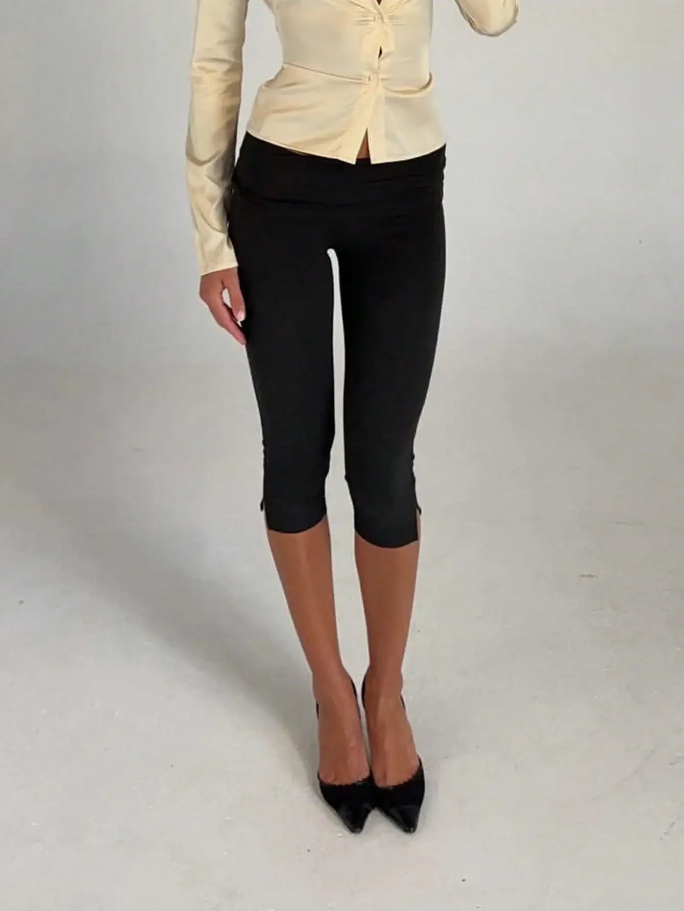 Women's  Low Waist Capri Leggings