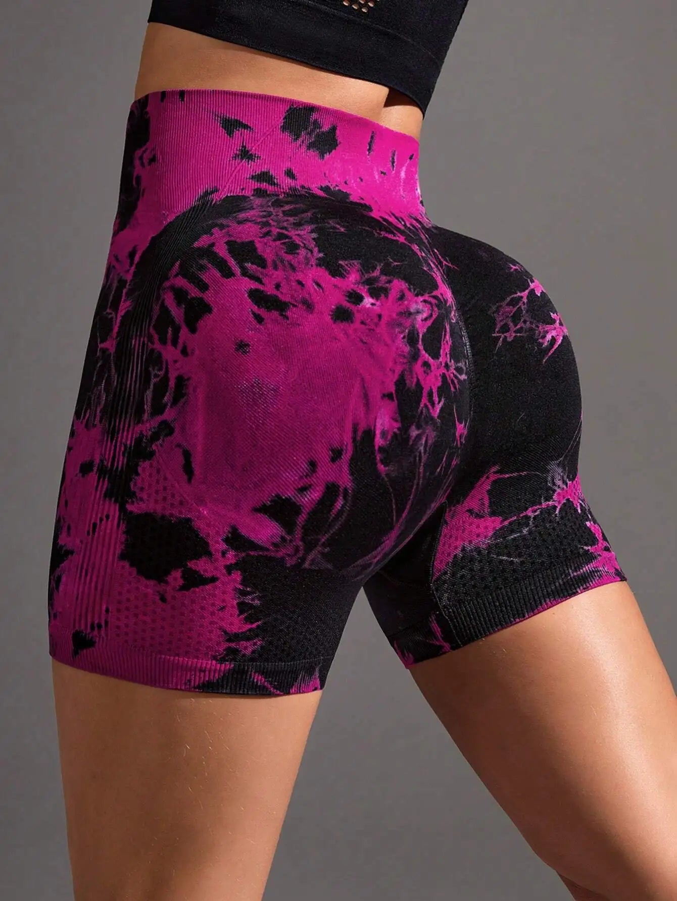 1pc Women's  Tie-Dye Sports Shorts,