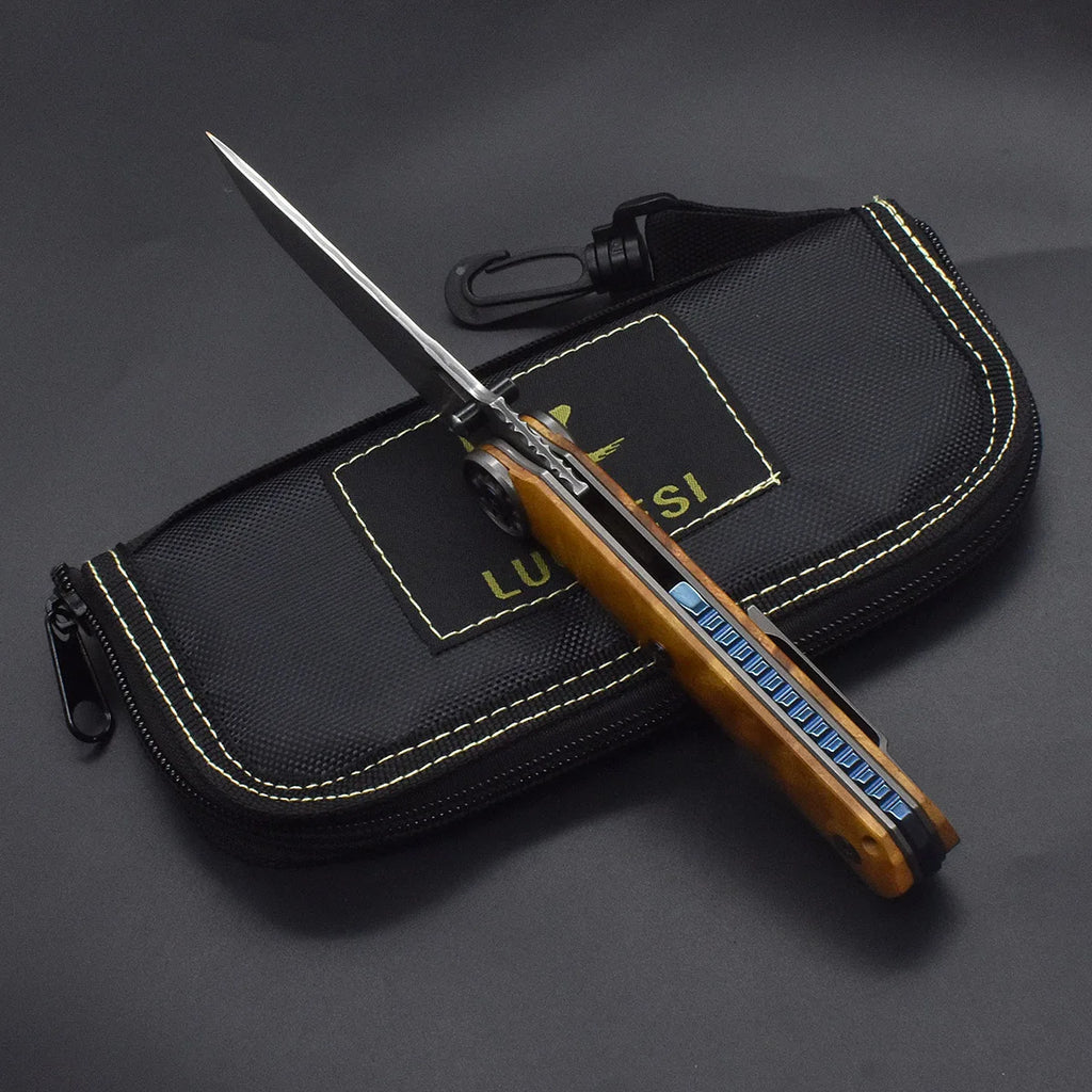 Damascus Steel Camphor Wood Handle Knife