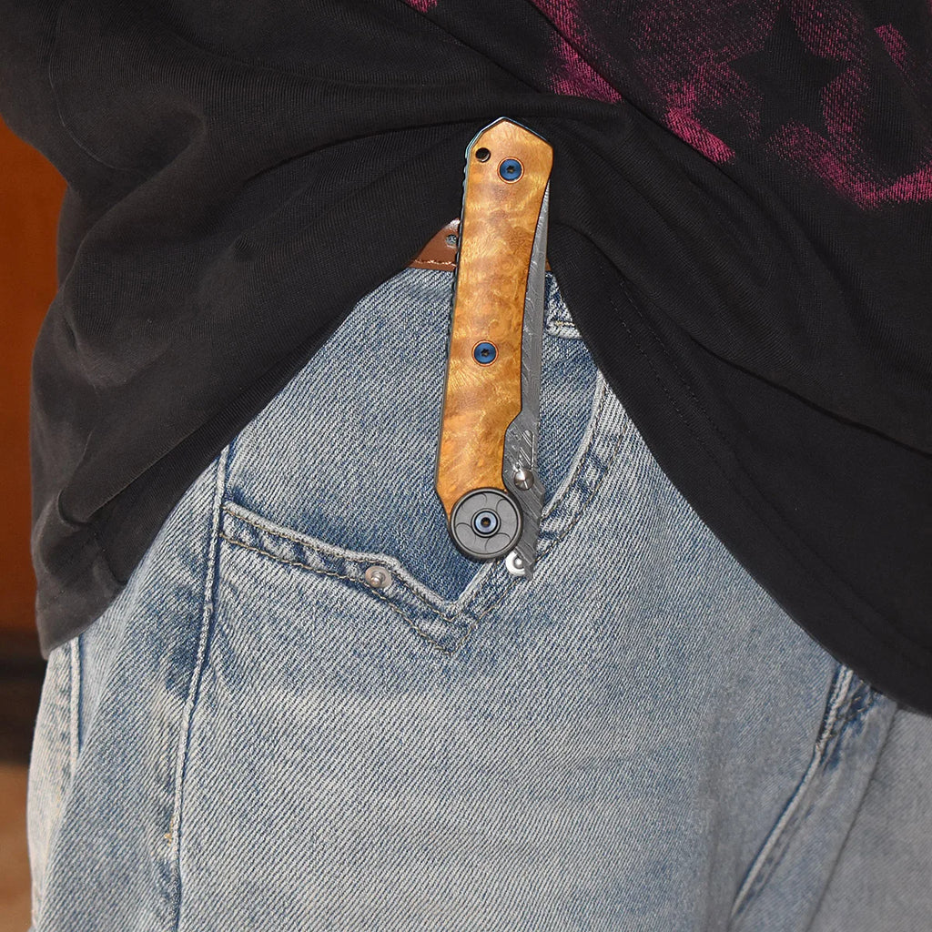 Damascus Steel Camphor Wood Handle Knife