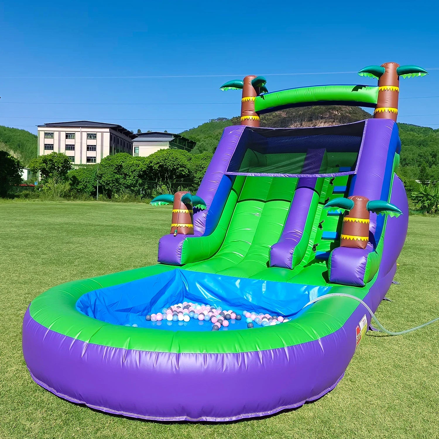 Inflatable Water Slide
