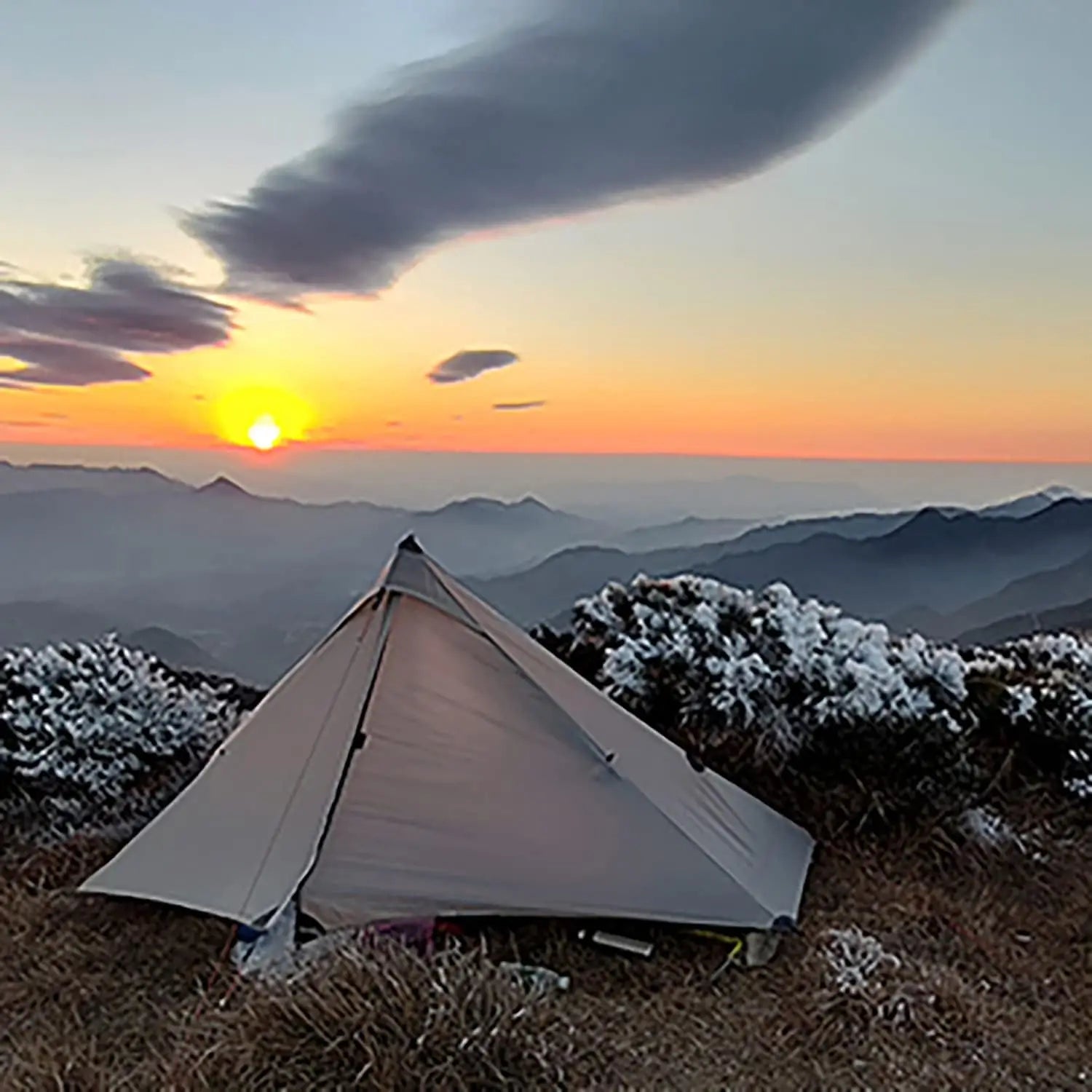 Ultralight 1-Person Pyramid Tent 3-Season 5000mm Waterproof Ripstop Nylon Hiking Camping Trekking
