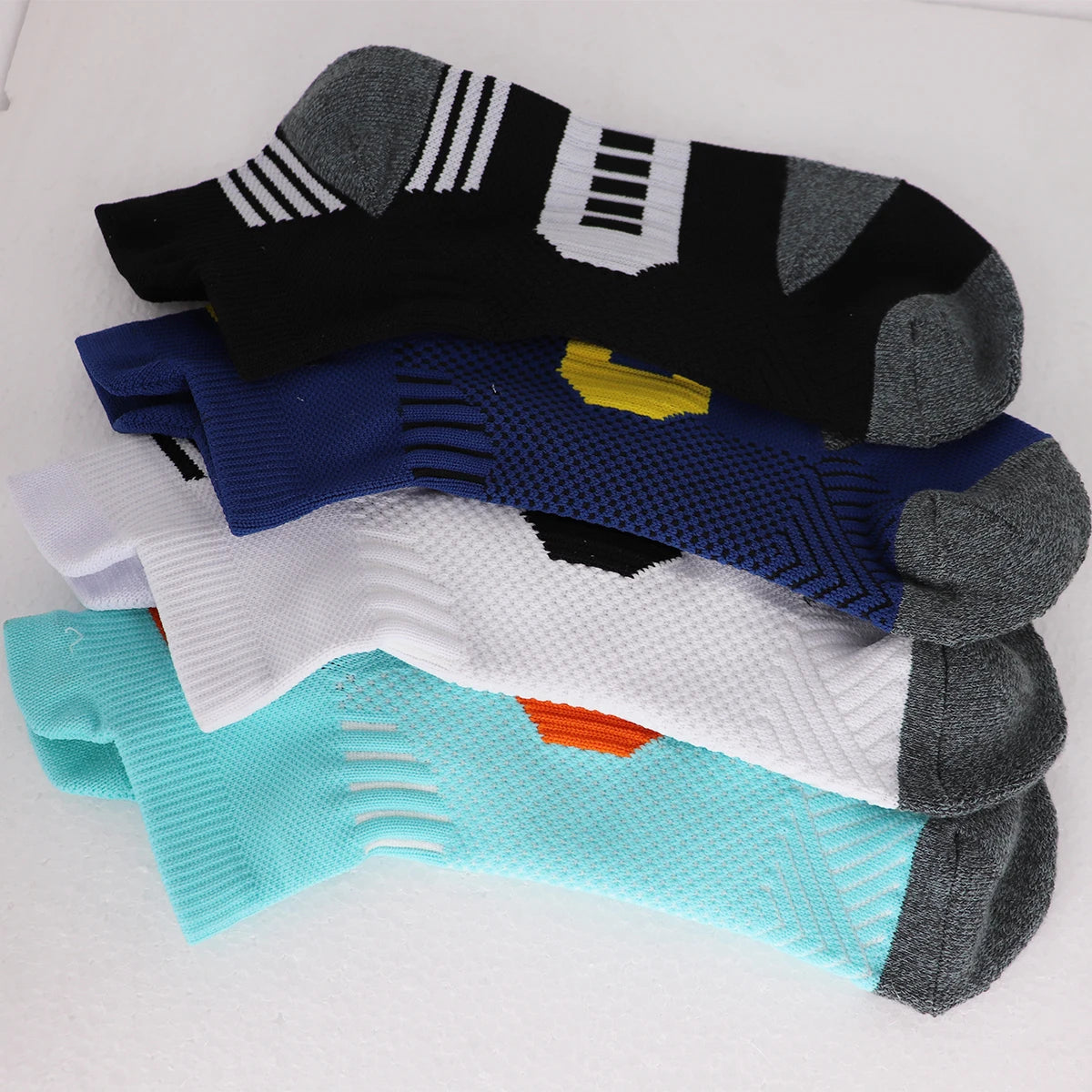 3/9 Pairs Non-Slip Sports Socks