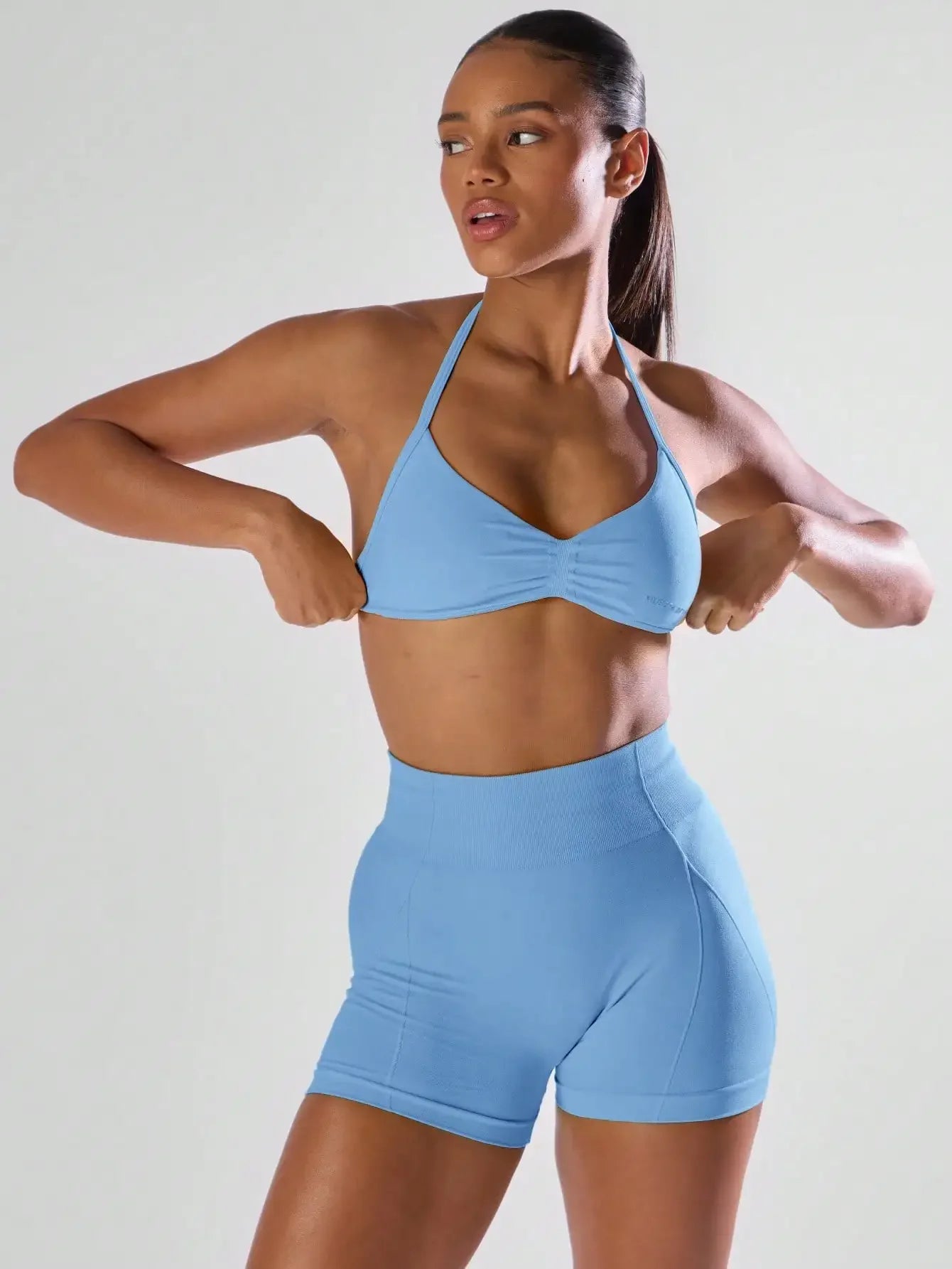 Sport Fitted Sports Bra Open Back l