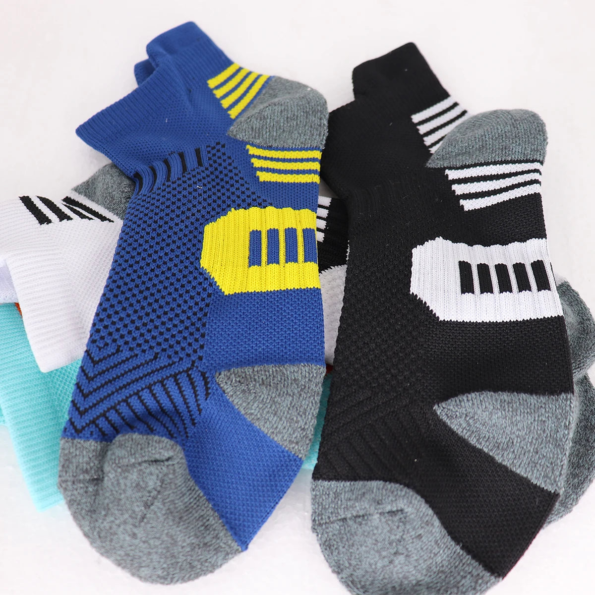 3/9 Pairs Non-Slip Sports Socks