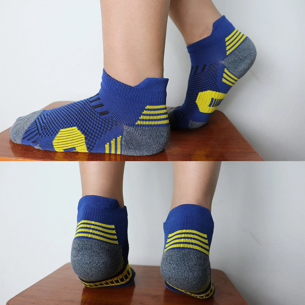 3/9 Pairs Non-Slip Sports Socks